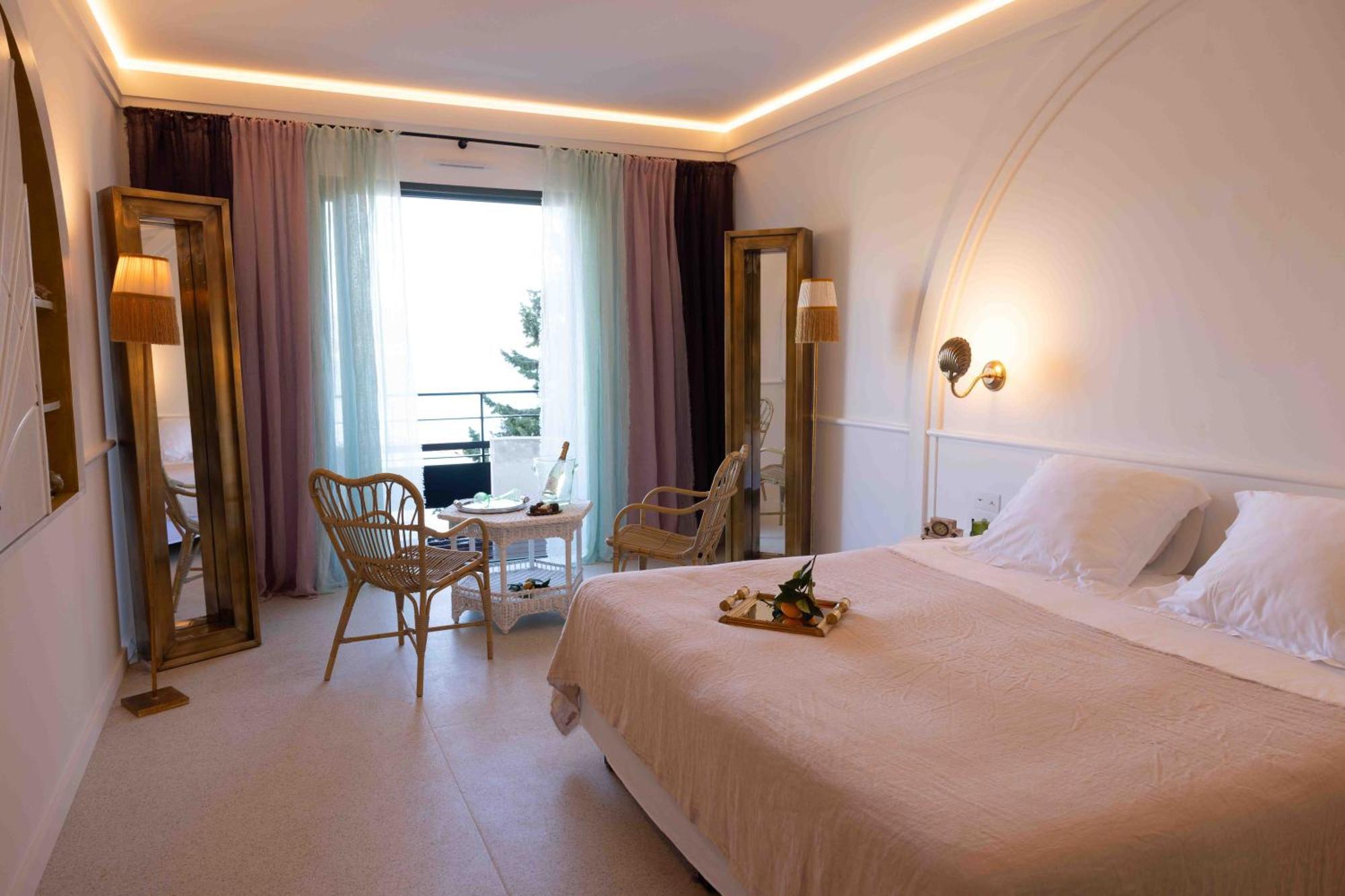 Chateau De Theoule Luaran gambar
